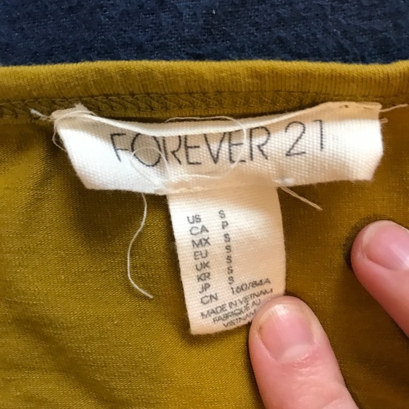 Olive Green Cropped Tank - Picture 2 of 2